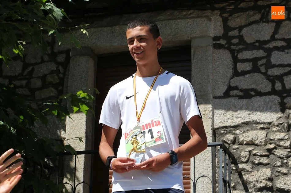 Foto 7 - Daniel S&aacute;nchez y Ver&oacute;nica S&aacute;nchez se imponen en el Cross de la Honfr&iacute;a