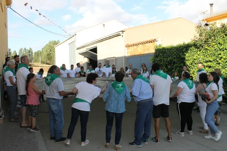 Foto 9 - El barrio Olivo celebra su fiesta