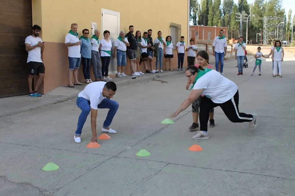 Foto 8 - El barrio Olivo celebra su fiesta
