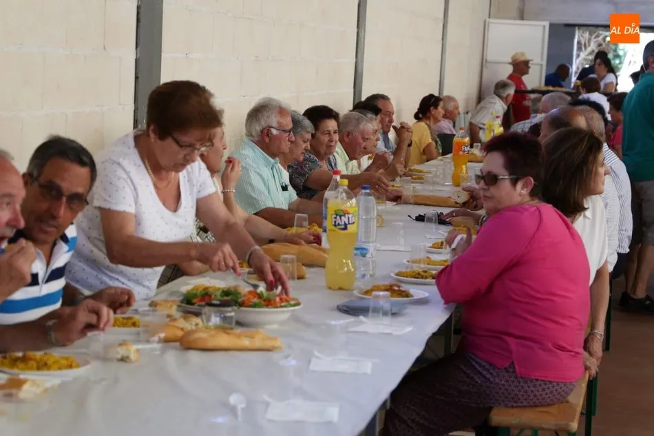 La paellada en Santiz / Víctor González