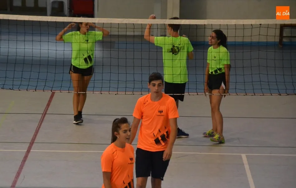 Foto 3 - Replay se lleva el Torneo de Voley Mixto 3x3 en el &lsquo;punto de oro&rsquo;  