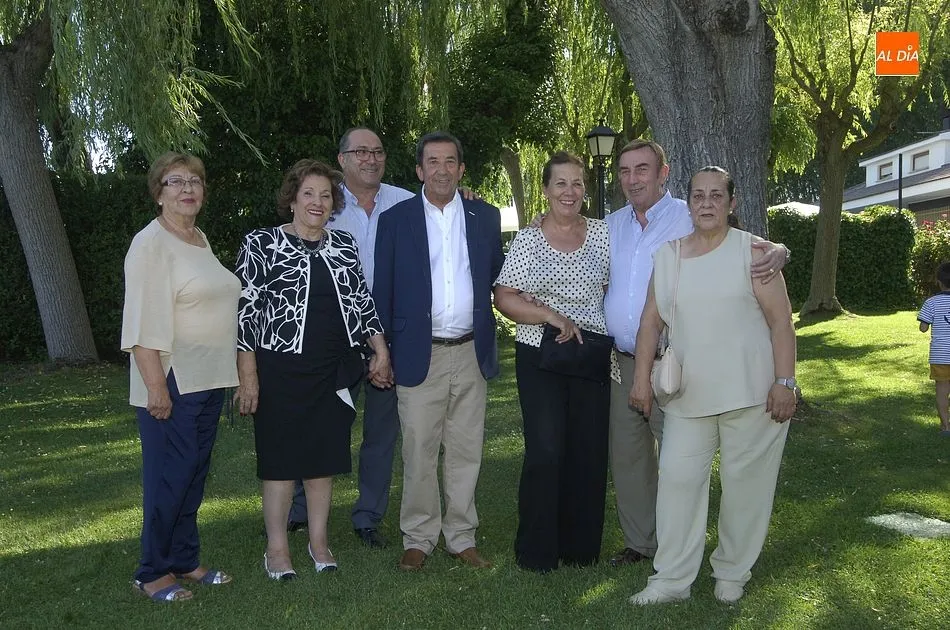 Foto 4 - Luis Torres y &Aacute;ngela Cuadrado festejan sus Bodas de Oro  