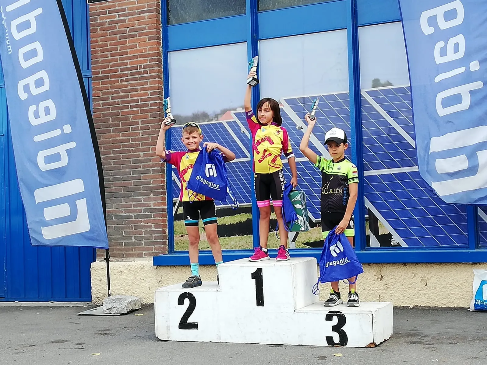 Foto 4 - La Escuela de Ciclismo Promesal cierra un fin de semana de triunfos