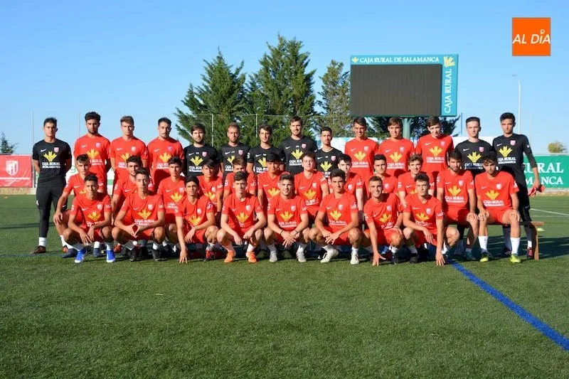 Integrantes del División de Honor Juvenil del Santa Marta / Lydia González