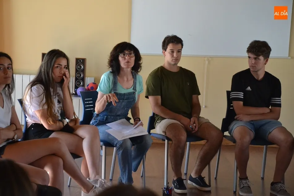 Dan arranque las jornadas de formación para los monitores del Divierteatro  