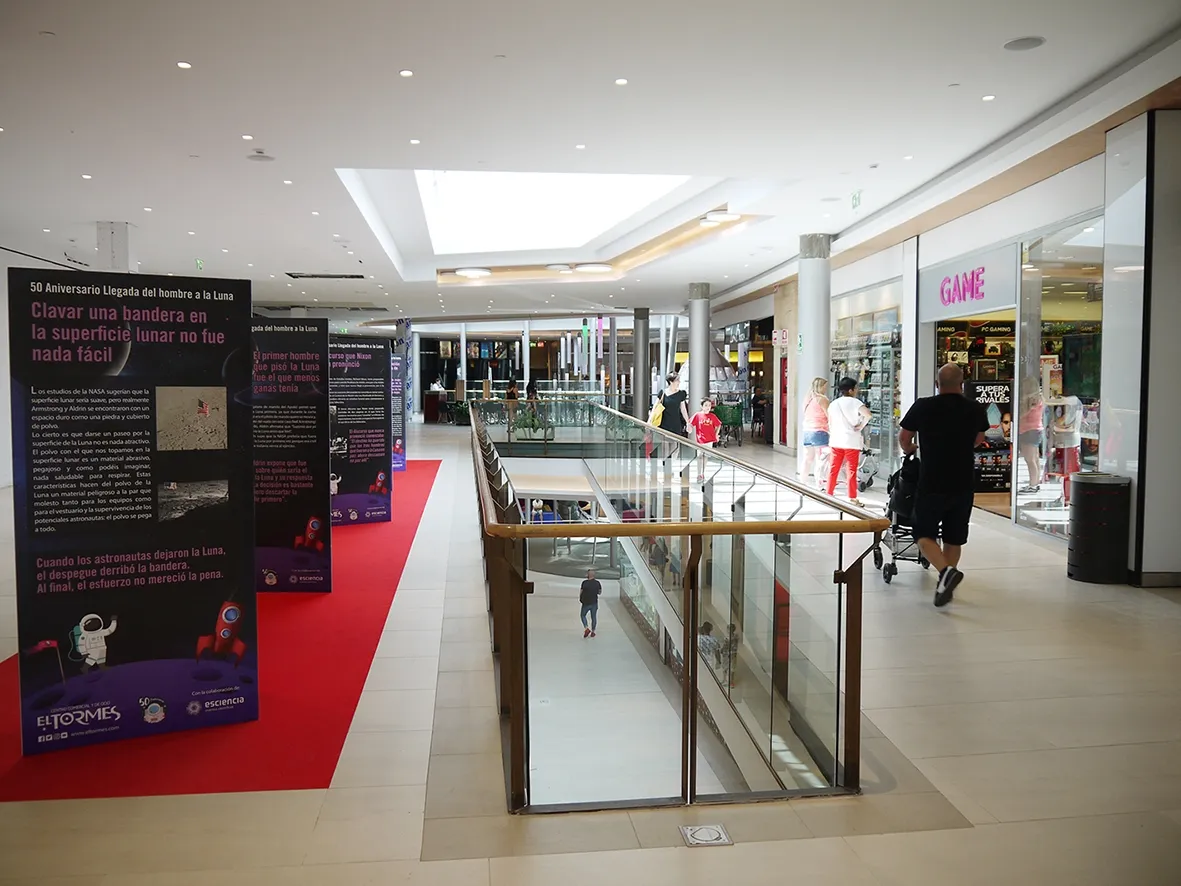 Foto 7 - El Centro Comercial El Tormes inaugura una exposici&oacute;n sobre &lsquo;las an&eacute;cdotas que nunca te...