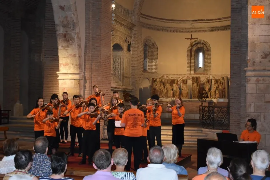 Foto 9 - Concierto de Liverpool Suzuki Group en la Iglesia de San Juan