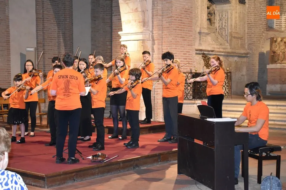 Foto 7 - Concierto de Liverpool Suzuki Group en la Iglesia de San Juan