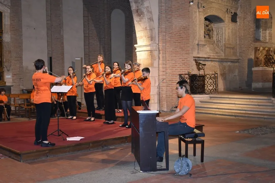 Foto 5 - Concierto de Liverpool Suzuki Group en la Iglesia de San Juan