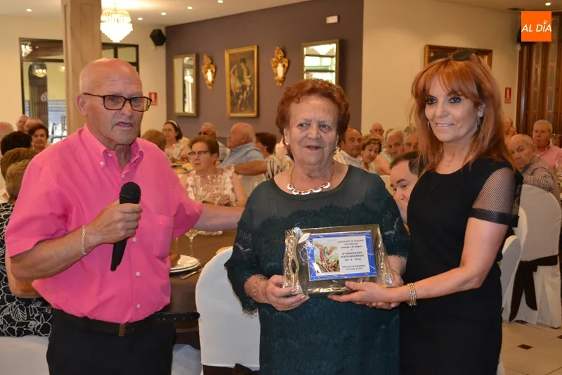 Foto 6 - M&aacute;s de 160 personas participan en la fiesta anual de la Asociaci&oacute;n de Mayores San Miguel