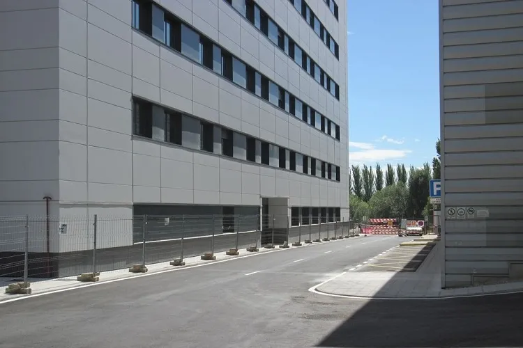 Foto 4 - Cosas del nuevo Hospital.
