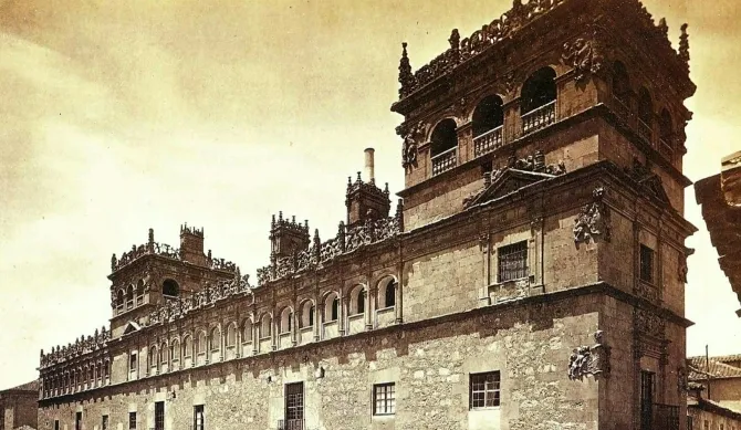 Foto 2 - El tiempo no pasa para el Palacio de Monterrey