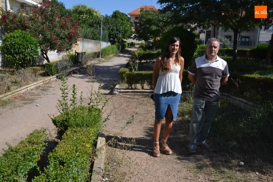 C’S denuncia que el PP hace mucho hincapié en algunas zonas verdes y tiene otras abandonadas