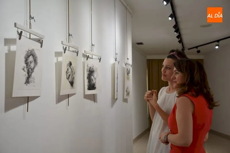 Exposición de Irene Araus / Lydia González