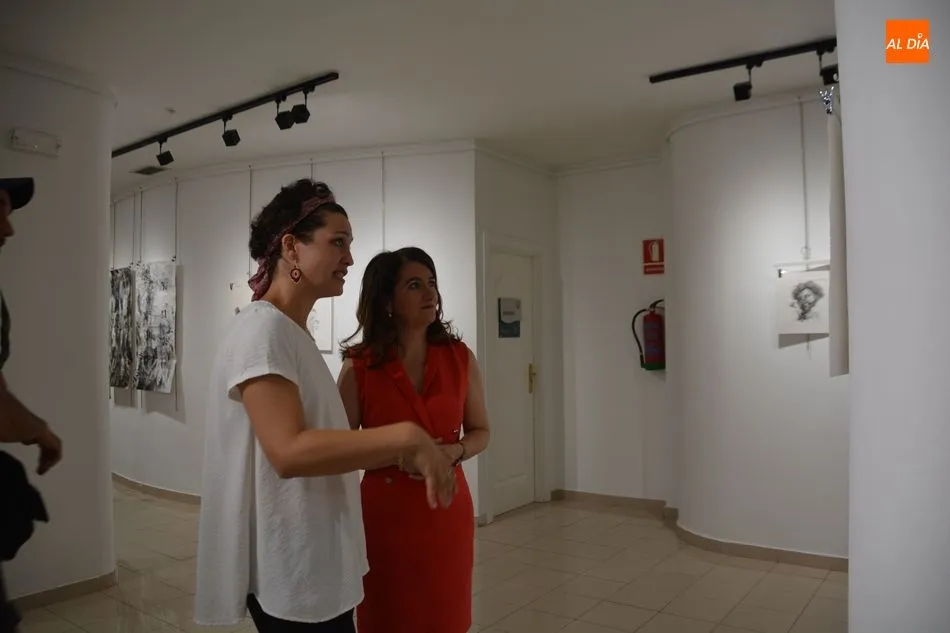 Foto 2 - La artista madrile&ntilde;a Irene Araus expone en el Espacio Joven la armon&iacute;a entre el ser humano y la...