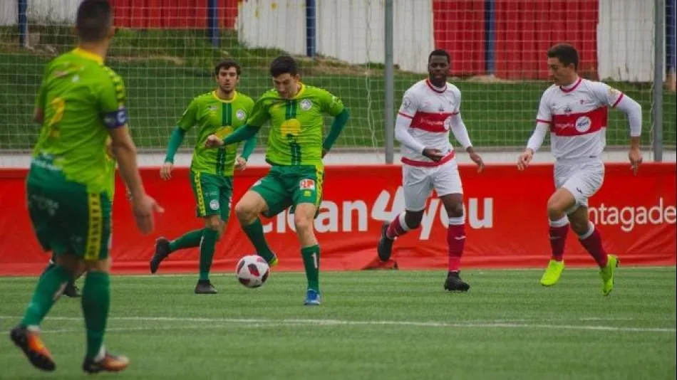 Albisua en un partido con Unionistas durante la temporada