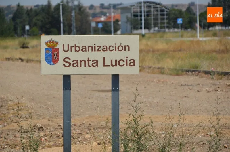Foto 4 - Diputaci&oacute;n mejora el firme de la N-501 en su acceso a Nuevo Naharros