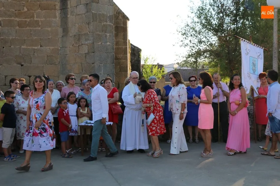 Foto 11 - Nuestra se&ntilde;ora de los &Aacute;ngeles recibe en Cerralbo la ofrenda de dos roscas  
