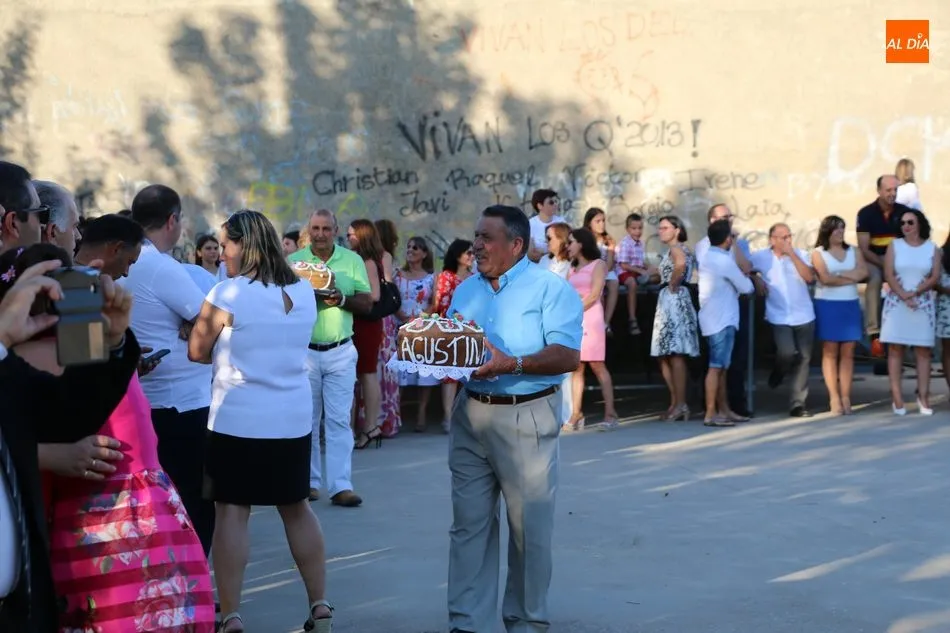 Foto 7 - Nuestra se&ntilde;ora de los &Aacute;ngeles recibe en Cerralbo la ofrenda de dos roscas  