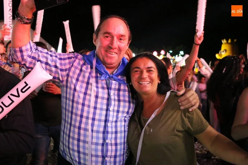 Foto 11 - La orquesta Panorama mete en Peralejos de Abajo a varios miles de personas