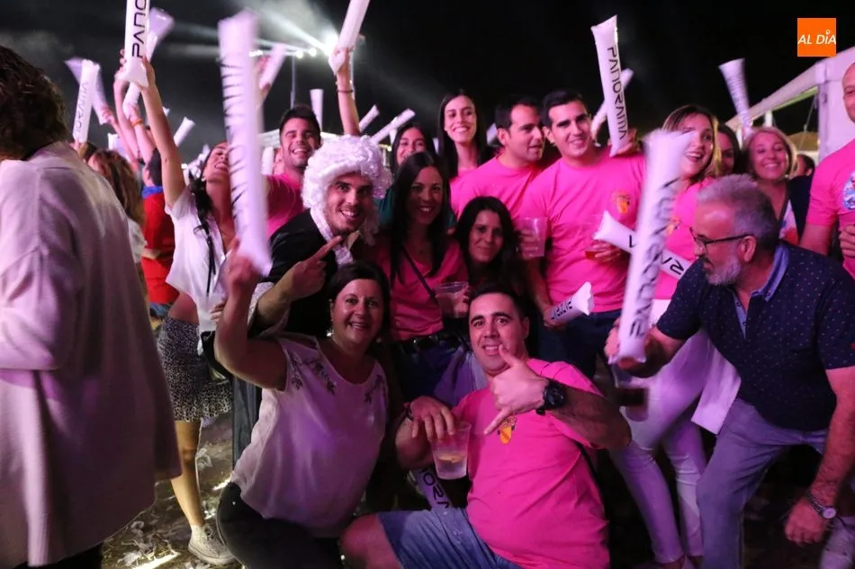 Foto 8 - La orquesta Panorama mete en Peralejos de Abajo a varios miles de personas