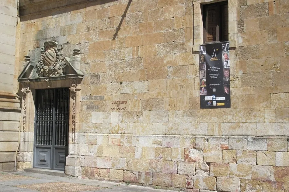 Foto 2 - Demandan un horario de visitas de todos los edificios hist&oacute;ricos de la Universidad