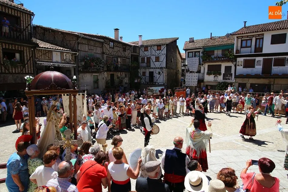 Fiesta en honor a la Virgen de las Nieves en Mogarraz