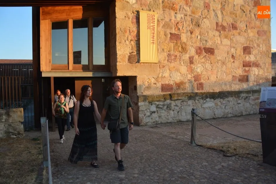Foto 2 - La visita guiada al Cerro de San Vicente, un gran reclamo para los curiosos