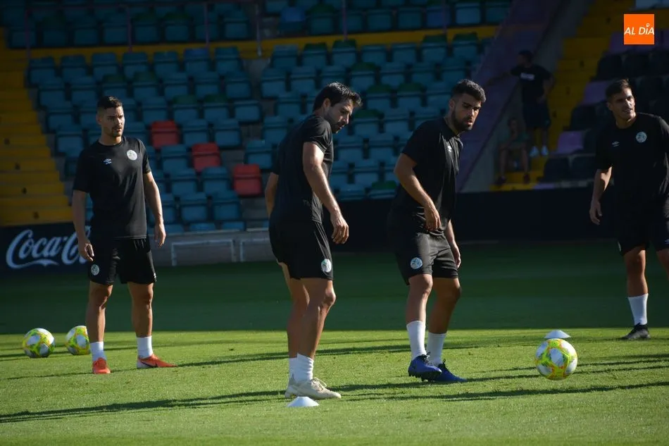 Foto 3 - El Salamanca UDS y su afici&oacute;n vuelven a verse en el Helm&aacute;ntico 82 d&iacute;as despu&eacute;s