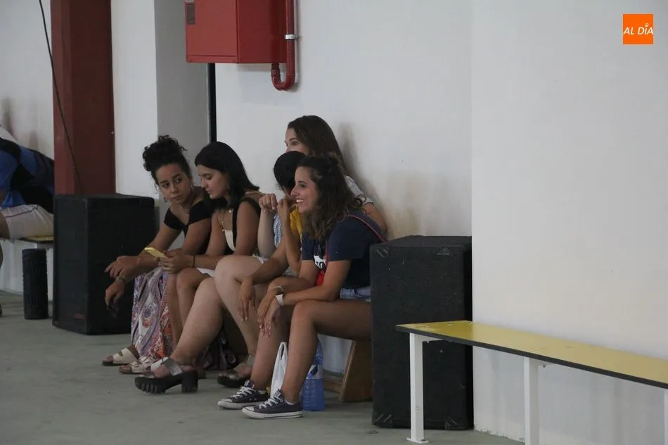 Foto 8 - Buena participaci&oacute;n en el I Torneo de Futbol Sala&nbsp;de Barruecopardo  