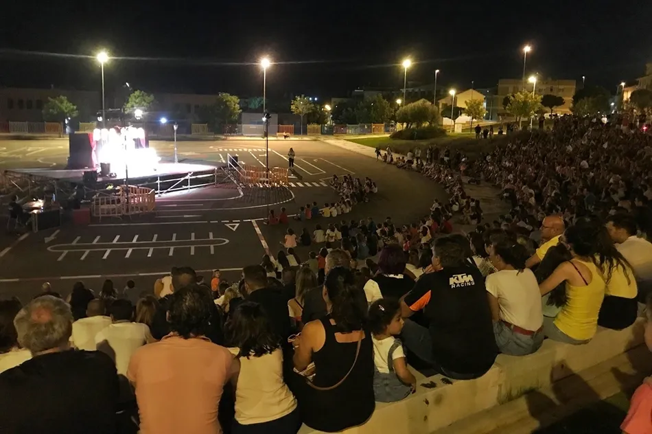 Foto 4 - Spasmo Teatro inaugura el Verano Cultural de Carbajosa
