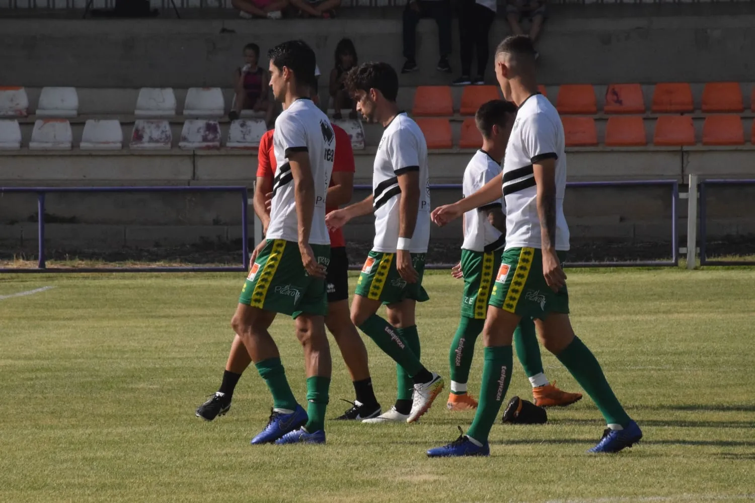 Foto 9 - David Grande y De la Nava dan a Unionistas su primera victoria de la pretemporada (0-4)