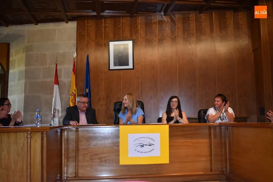 Foto 4 - Puesta de largo de la asociaci&oacute;n &lsquo;El Arapil de Amatos&rsquo;