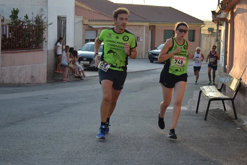 Foto 11 - Antonio San Mat&iacute;as y Ver&oacute;nica S&aacute;nchez se llevan la XII Carrera Popular de Villar de Gallimazo