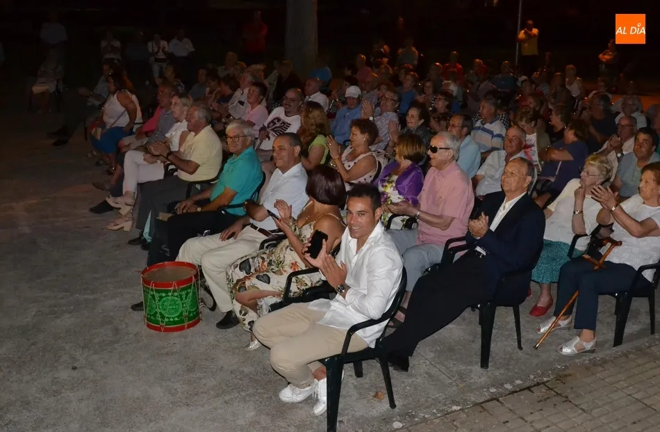 Foto 5 - Tom&aacute;s Garc&iacute;a reivindica una soluci&oacute;n para el Matadero en su completo repaso por el barrio del...