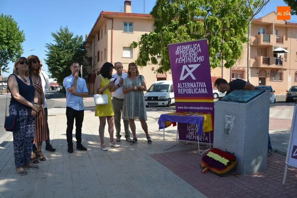 Foto 3 - La Agrupaci&oacute;n de Salamanca de Alternativa Republicana recuerda al alcalde Casto Prieto Carrasco