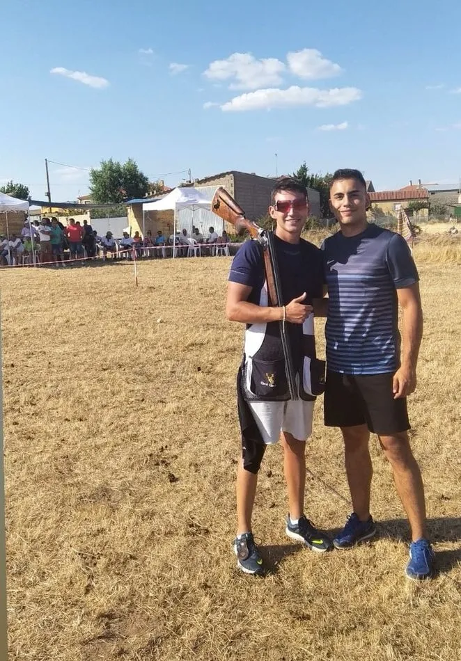 Foto 6 - Javier de Pablos se proclama vencedor en&nbsp;la tirada al plato de Majuges  