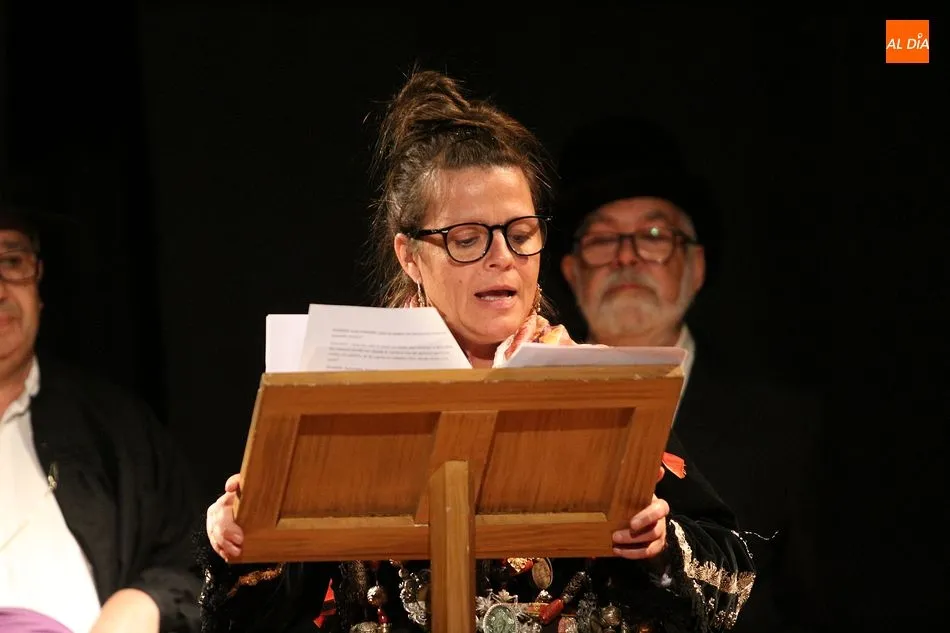 Foto 2 - La Alberca escenifica la inauguraci&oacute;n de su centenario teatro