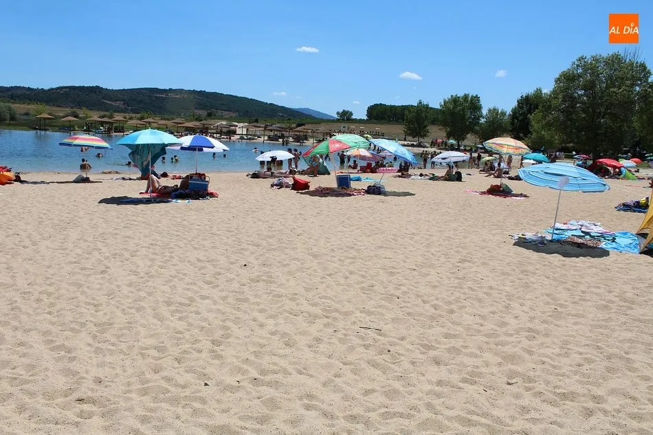 Foto 10 - Albufeira do Azibo, una de las m&aacute;s galardonadas playas fluviales de Portugal  