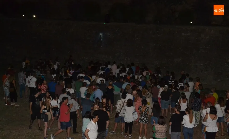 Foto 2 - Desbordante asistencia a la primera cita en agosto con la Ruta de los Malditos 75 Aniversario  