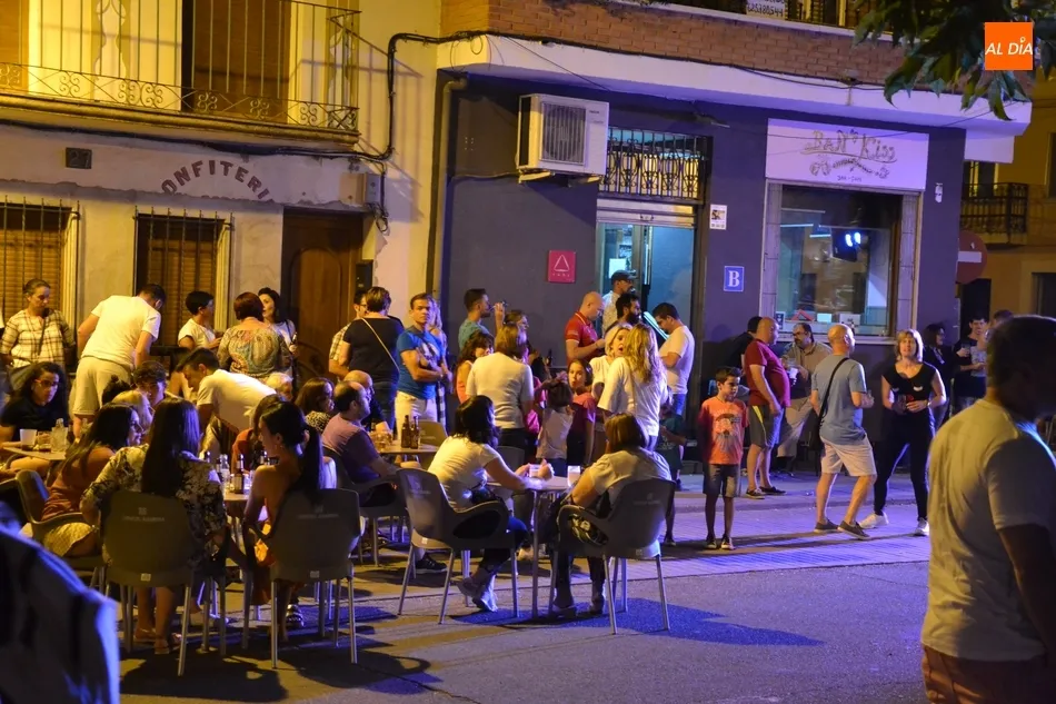 Foto 4 - El Martes Chico renueva los actos de su v&iacute;spera con muy buen ambiente  