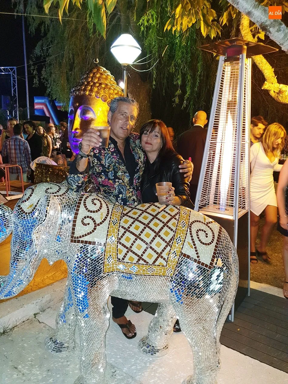 Foto 7 - La &lsquo;Frades Summer Party 2019&rsquo; recoge&nbsp;casi 4.000 litros de leche y aceite para el Banco de...