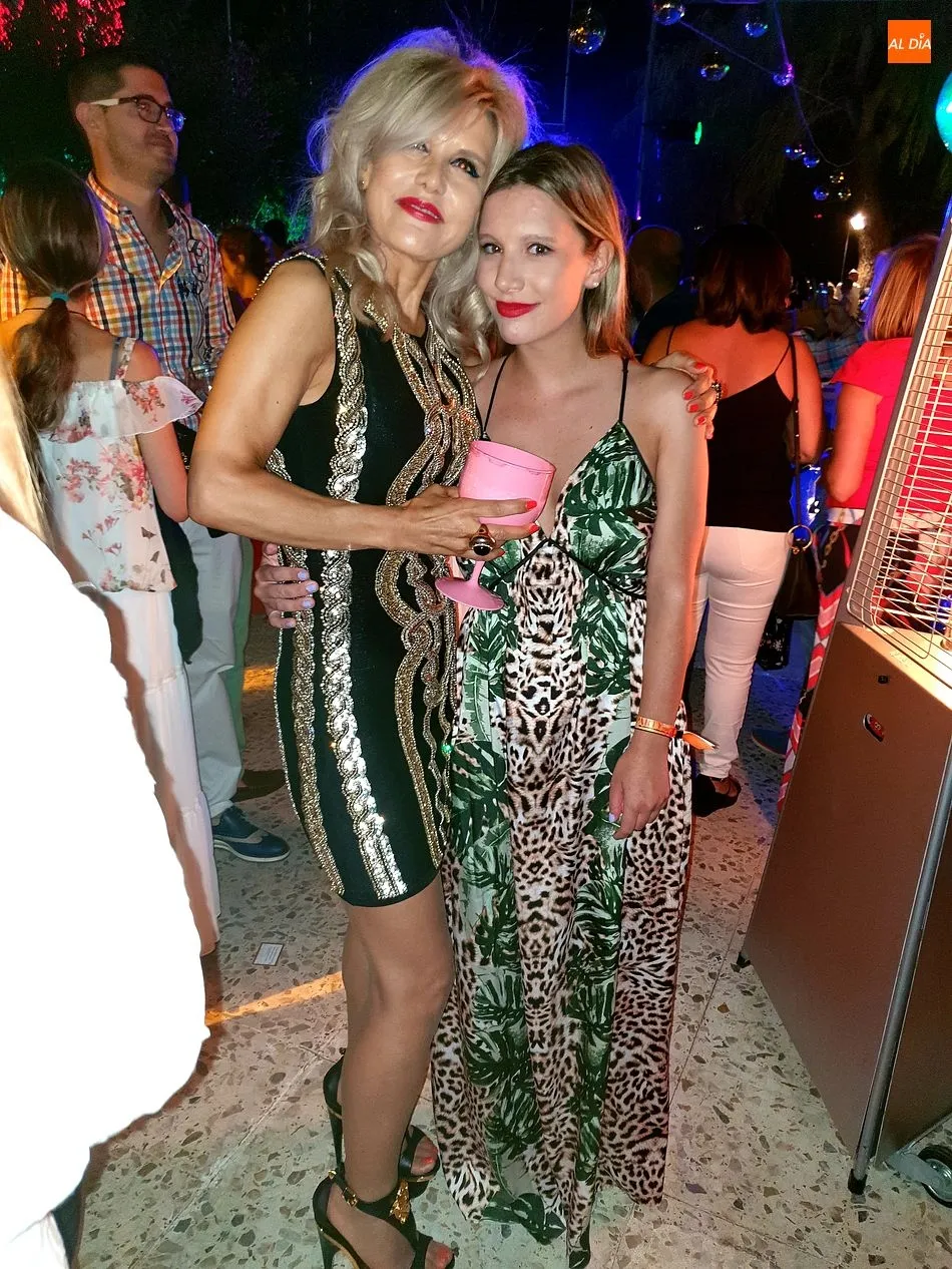 Foto 4 - La &lsquo;Frades Summer Party 2019&rsquo; recoge&nbsp;casi 4.000 litros de leche y aceite para el Banco de...