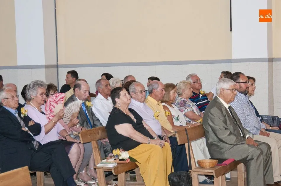 Foto 5 - Un total de 26 matrimonios de toda la comarca festejan en Sancti-Sp&iacute;ritus sus Bodas de Oro  