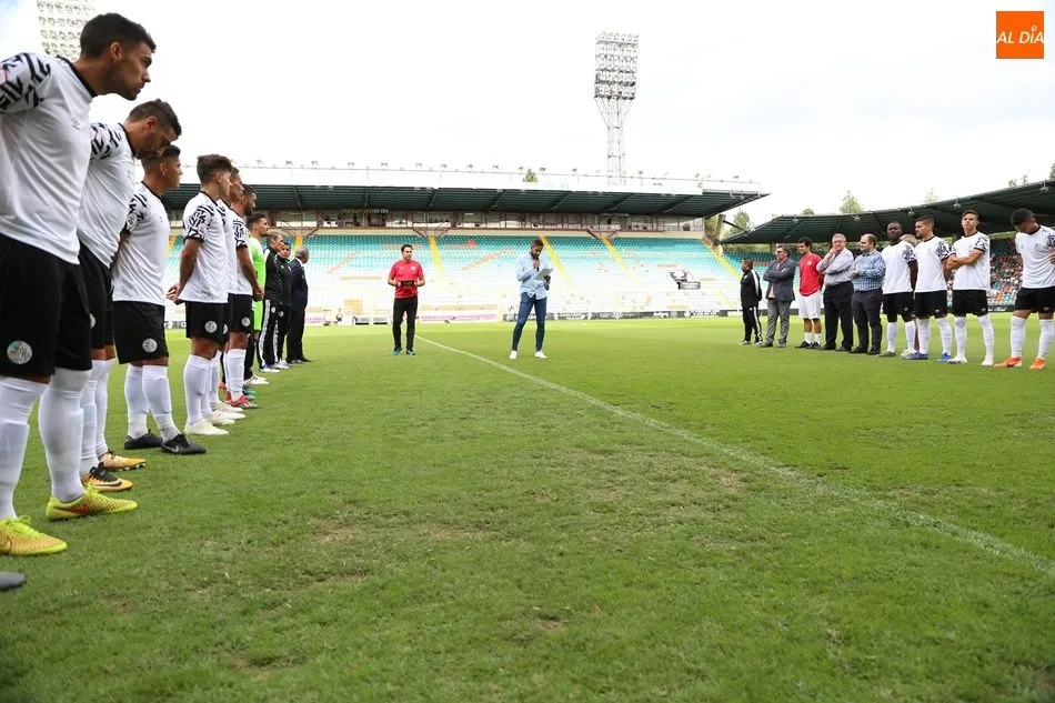 Foto 8 - El Salamanca UDS presenta su primera equipaci&oacute;n para la 2019/2020
