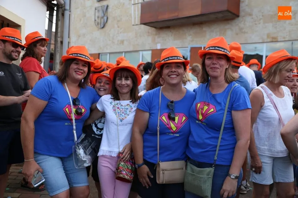 Foto 5 - Do&ntilde;inos inicia las fiestas de Santo Domingo con el mejor ambiente