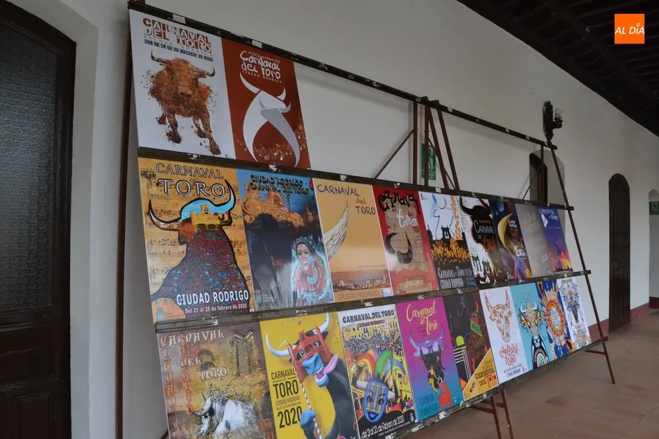 Foto 2 - Un total de 20 trabajos optan a anunciar el Carnaval del Toro 2020  