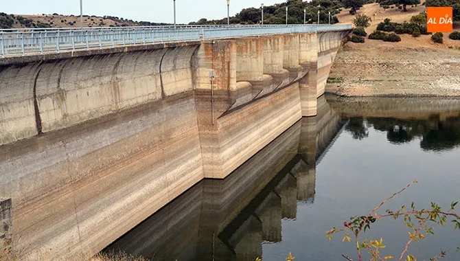 El Ayuntamiento inicia un plan de optimización del agua debido a la delicada situación del Embalse de El Milagro