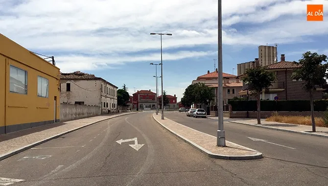 Los vecinos de la Ronda de la Estación han remitido a los medios una carta explicado la problemática que viven con el ferial