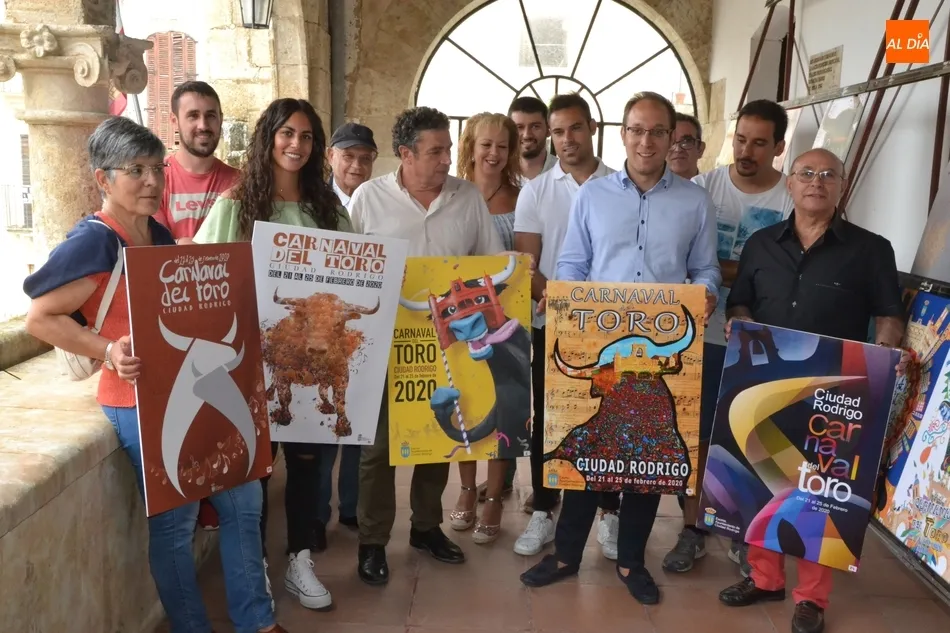 Foto 8 - Elegidos los carteles finalistas para anunciar el Carnaval 2020  